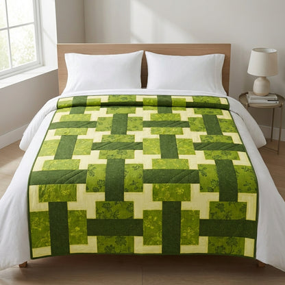 GROVELEN™ Amethyst Chainweave Quilt Pattern (PDF)